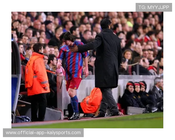 尤文图斯追梅西式阅读场面——梦想的豪门追逐战