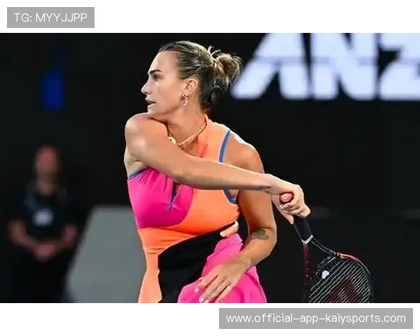 萨巴伦卡用黑裙演绎优雅力量，与贝克汉姆同框不落下风，萨巴伦卡是哪个国家的